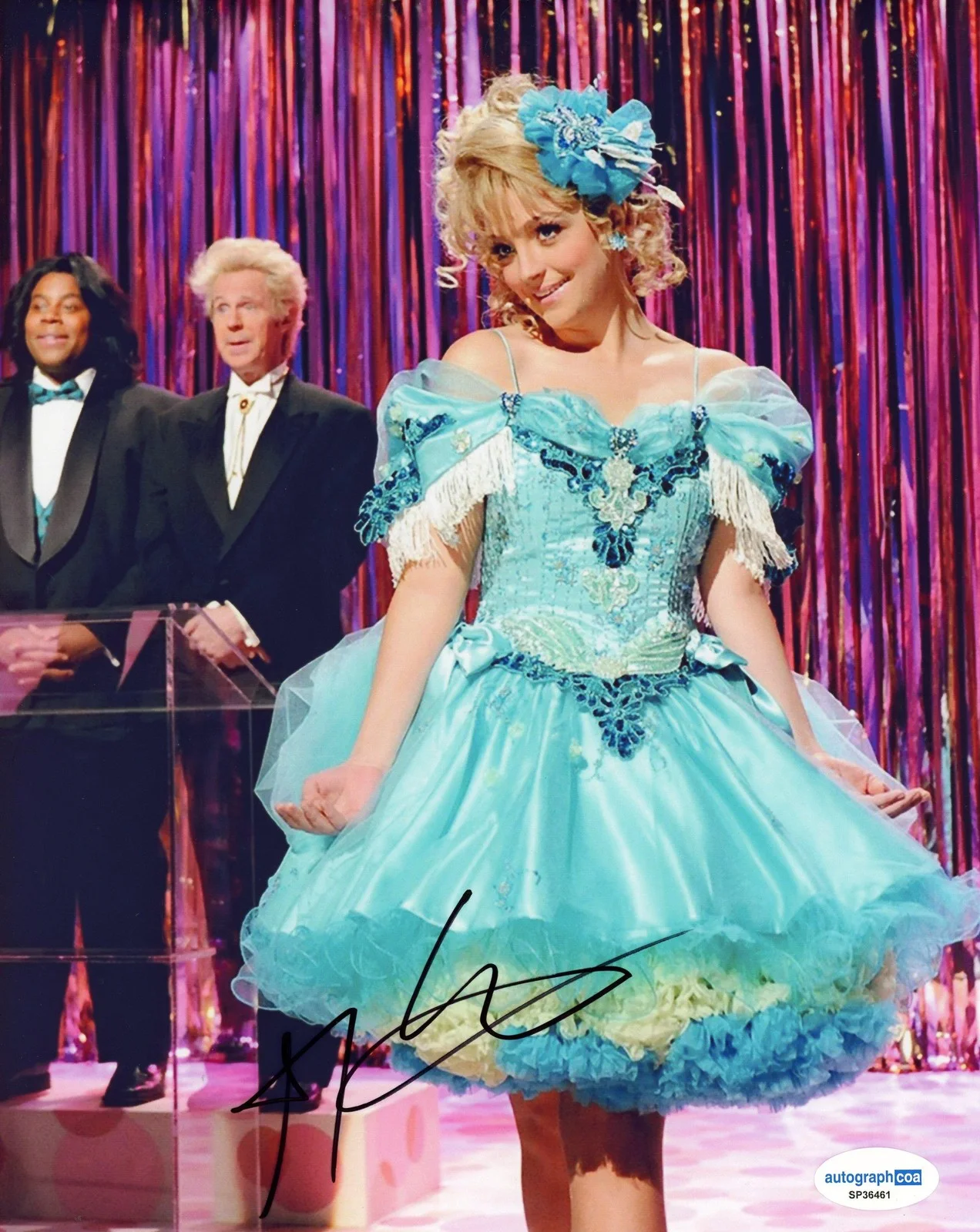 Abby Elliott — Abby Elliott "Saturday Night Live" AUTOGRAPH Signed 'SNL' 8x10 Photo C ACOA, image 2
