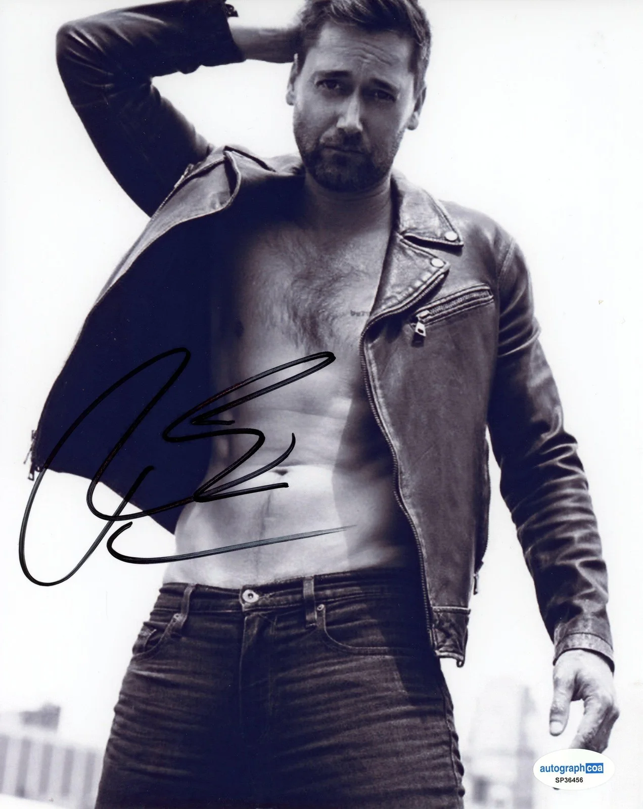 Ryan Eggold — Ryan Eggold "The Blacklist" AUTOGRAPH Signed Shirtless 8x10 Photo ACOA, image 2
