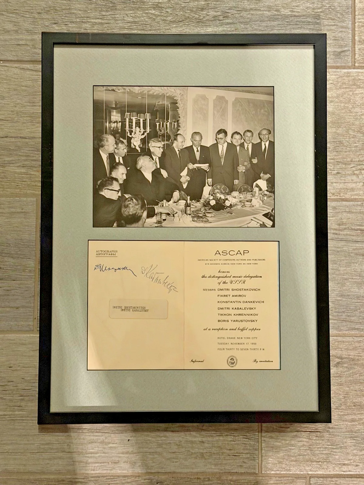 Dmitri Shostakovich & Dmitri Kabalevsky Signed 1959 ASCAP Invitation w/ Photo, изображение 2