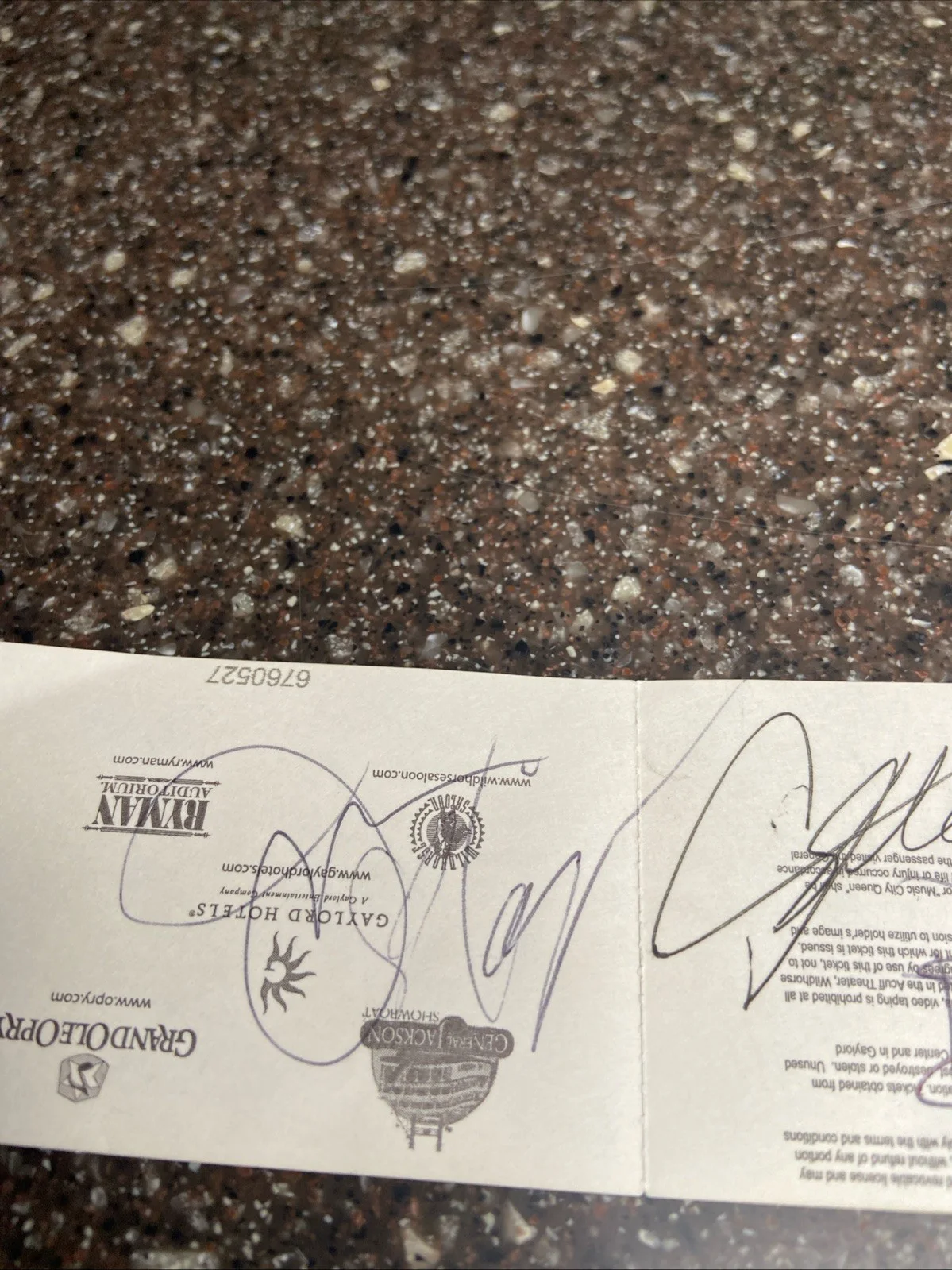 *SIGNED* Little Big Town Ticket & Guitar Picks Opry 2011 Christmas Autographed, image 3