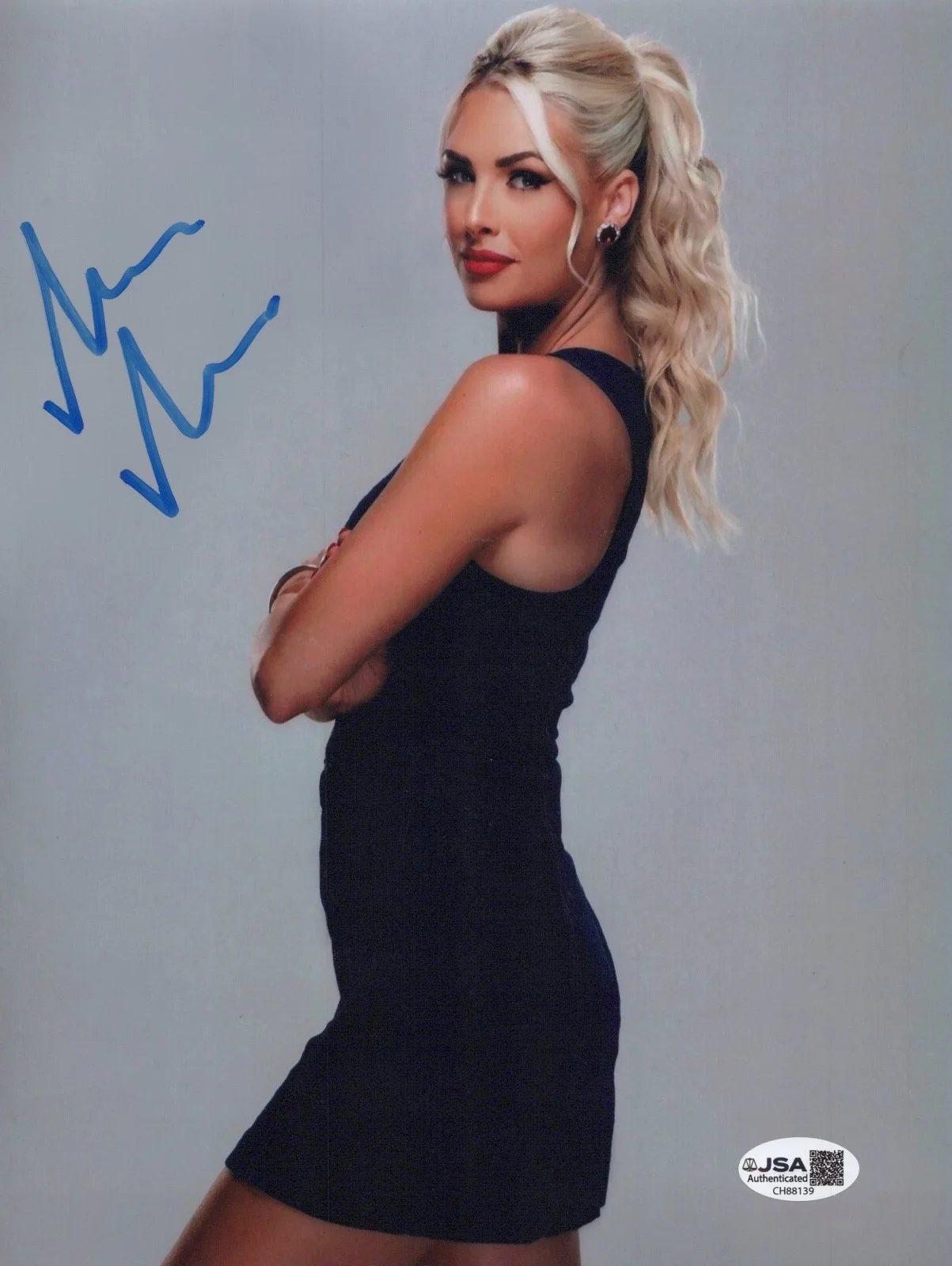 MCKENZIE MITCHELL — MCKENZIE MITCHELL Authentic Hand-Signed "TNA WRESTLING" 8x10 Photo (JSA COA)