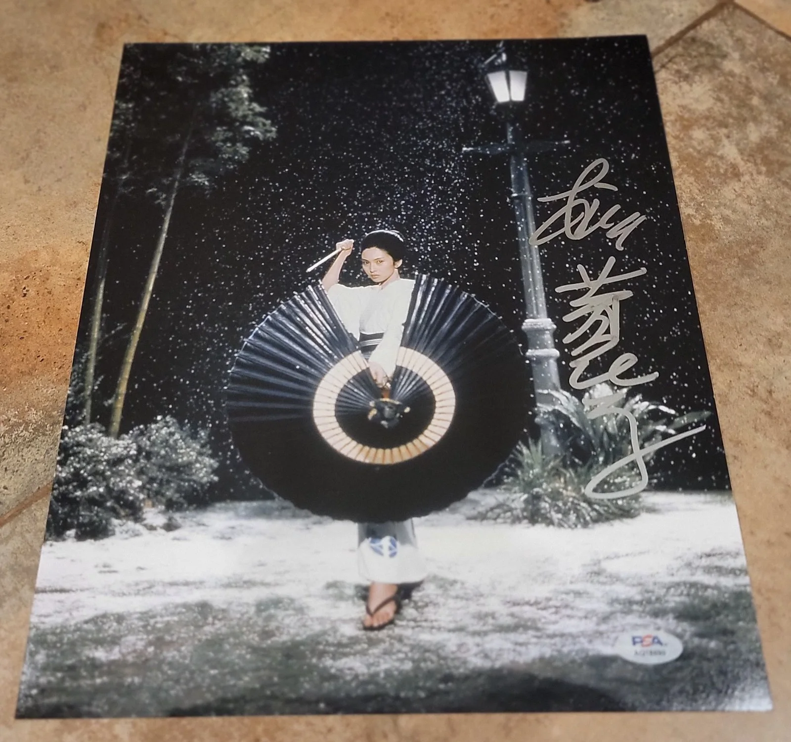 Meiko Kaji — Meiko Kaji signed 11x14 photo PSA DNA autograph Lady Snowblood *8690