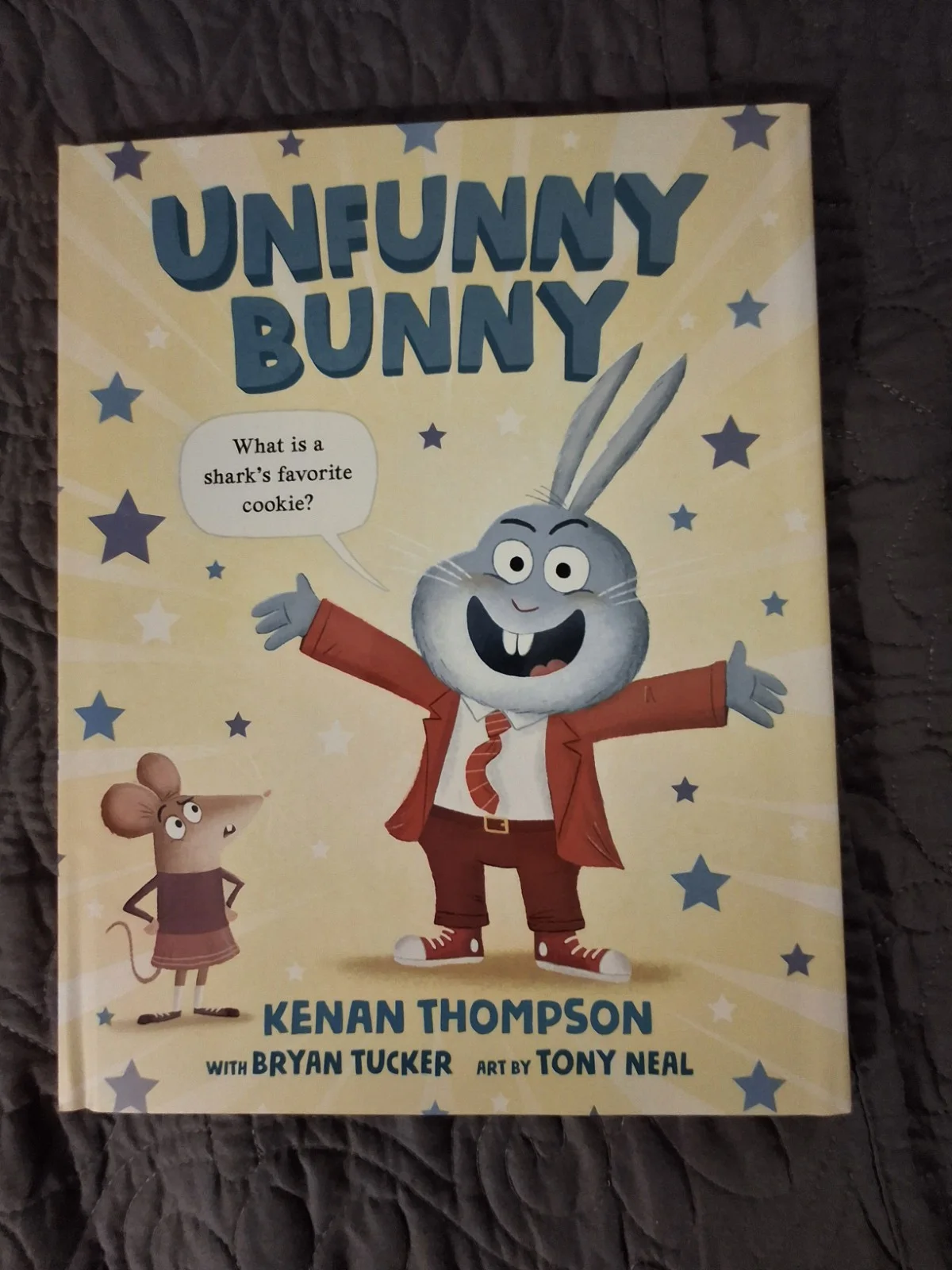 Kenan Thompson — Kenan Thompson Autographed Unfunny Bunny Hardcover 1st Edition SNL
