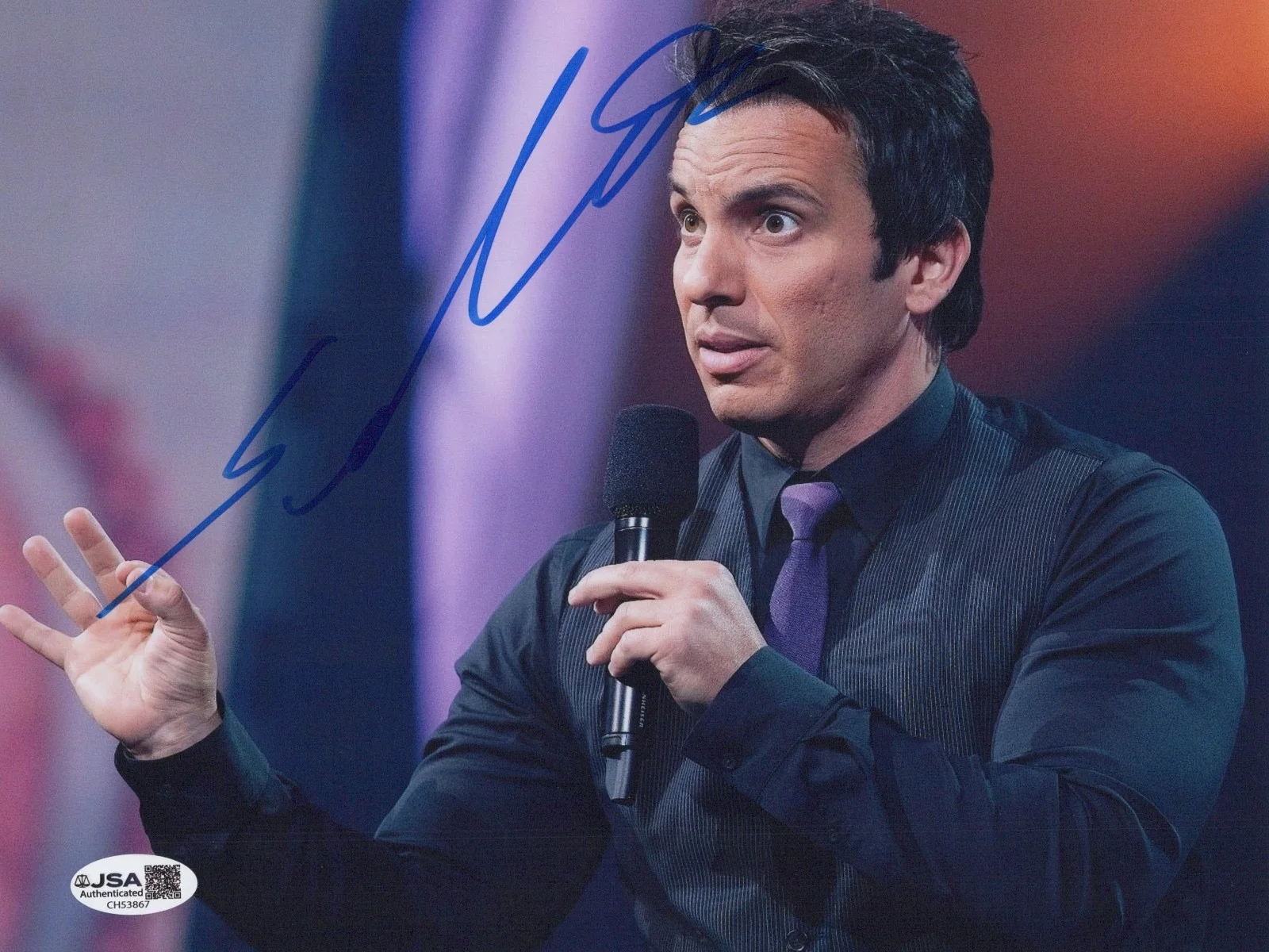 SEBASTIAN MANISCALCO — SEBASTIAN MANISCALCO Authentic Hand-Signed "COMEDIAN" 8x10 Photo (JSA COA)