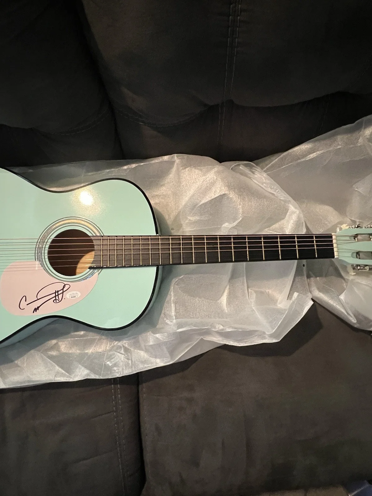 Carrie Underwood Signed Acoustic Guitar - JSA Certified #CA23406 Mint!, изображение 4