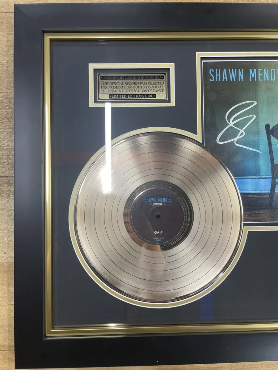 BY ARTIST — SHAWN MENDES ILLUMINATE (PSJ007327), image 2