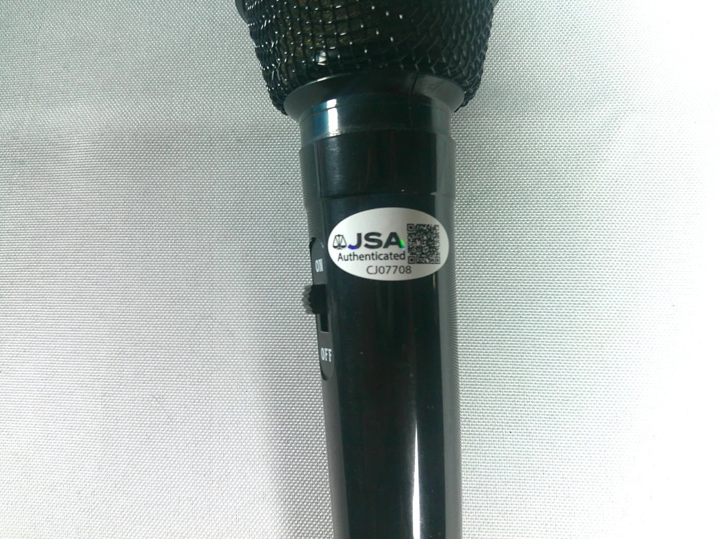 Zack de la Rocha Autographed Microphone Rage Against the Machine JSA CJ07708, image 2