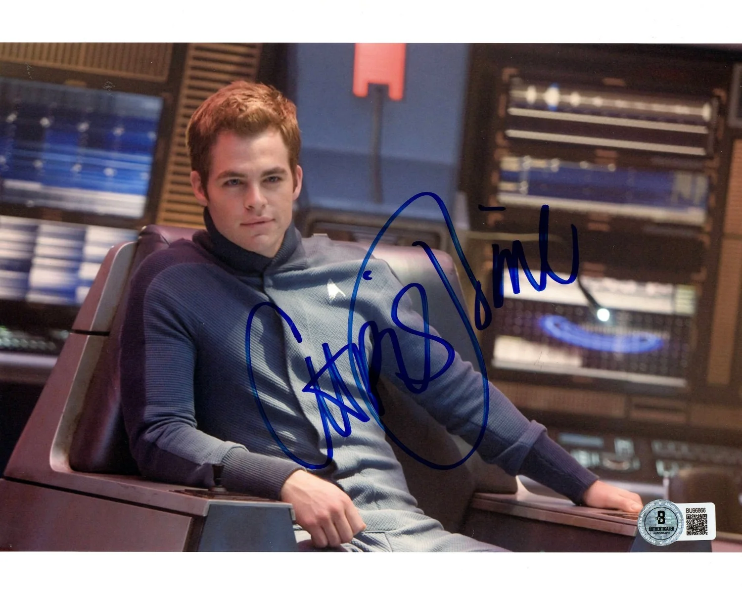 Chris Pine — Chris Pine Signed Autographed 8X10 Photo Star Trek Captain Kirk BAS BU96866