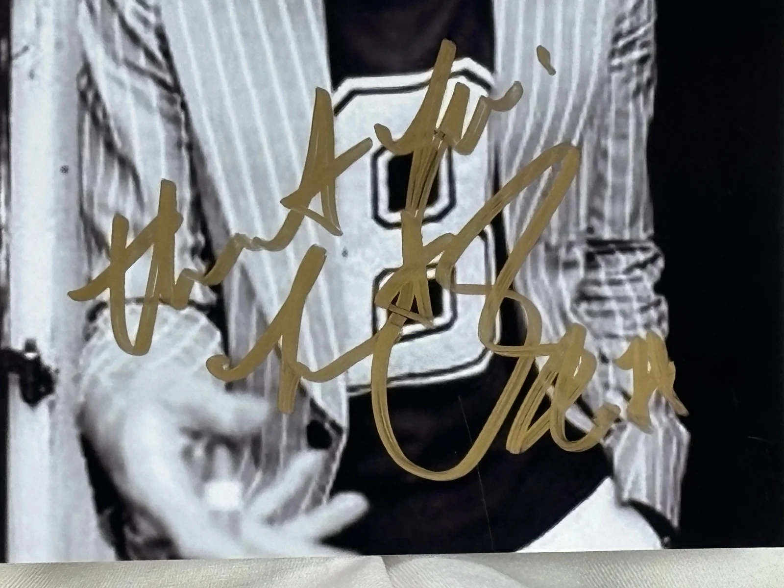Charlie Watts – The Rolling Stones – Hand-Signed 6x8 Photograph – Gold Ink Autog, image 2