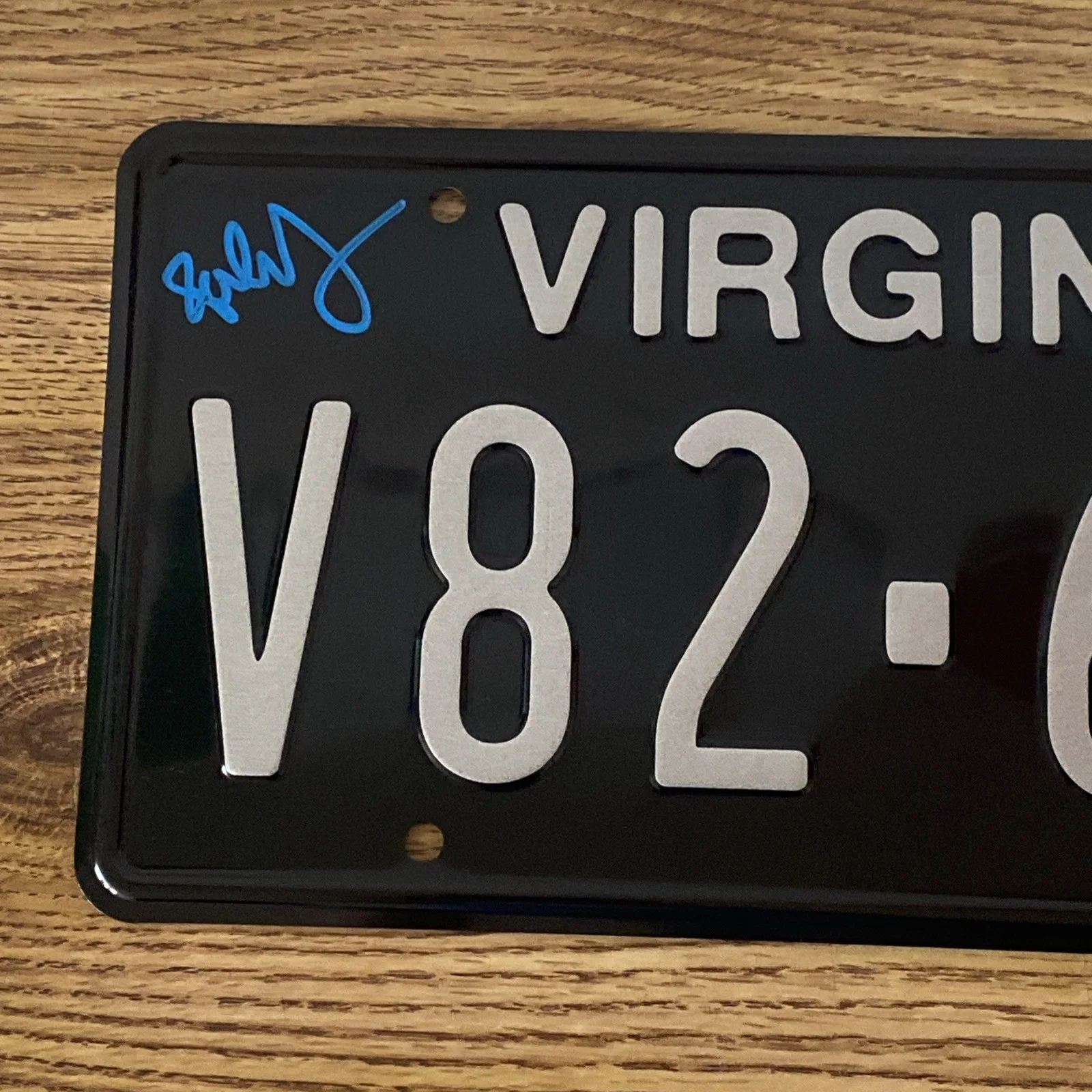 Paul Wesley — Paul Wesley Autographed License Plate Vampire Diaries Stefan’s Porsche, изображение 2