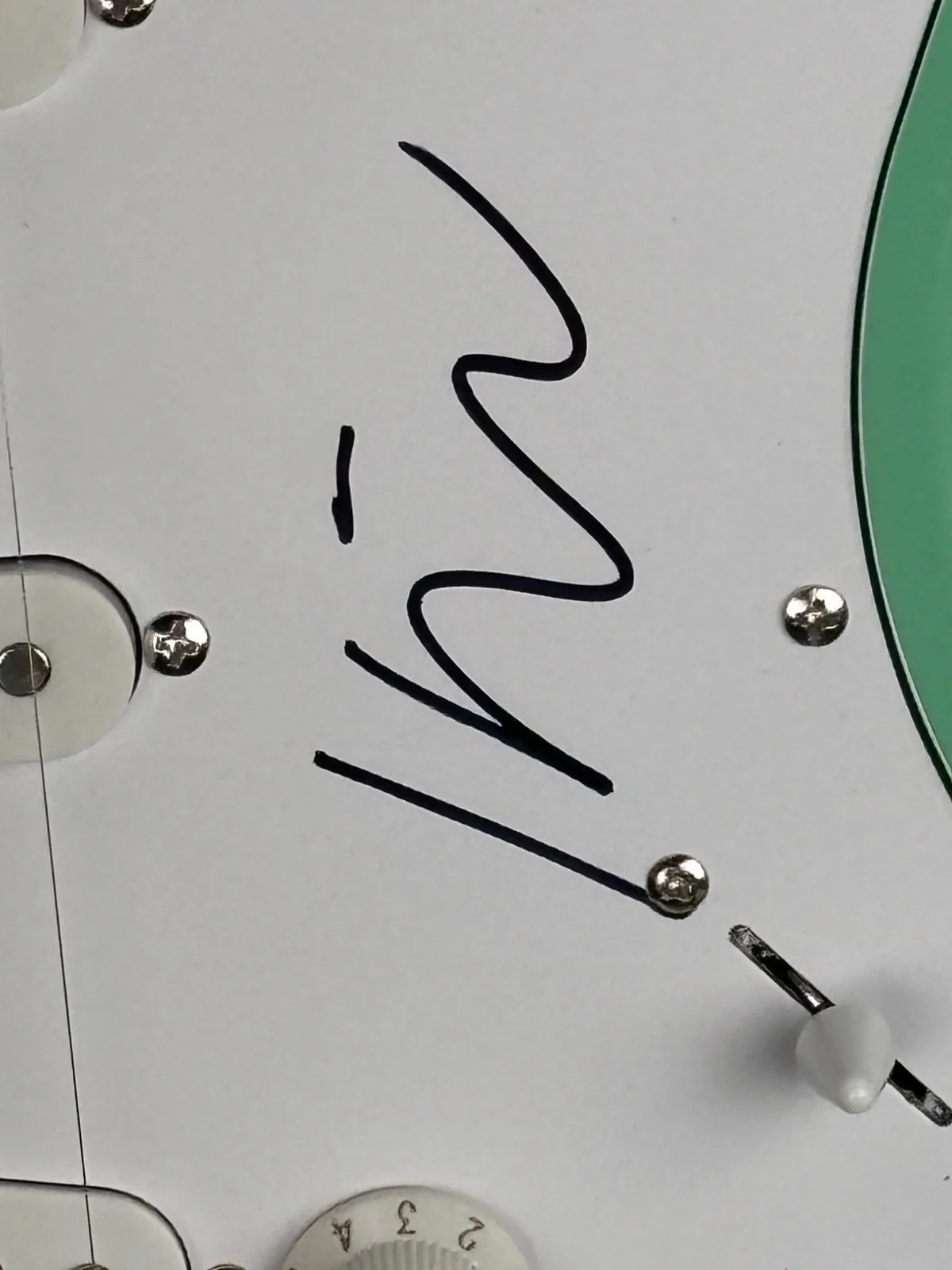 Kim Gordon Autographed Seafoam Green Strat-Style Electric Guitar – COA Included, изображение 2