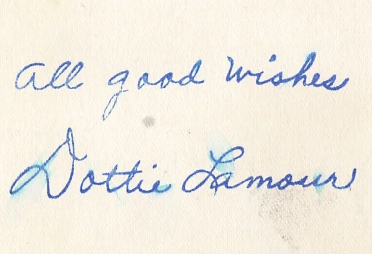 Dorothy Lamour — Dorothy Lamour 1944 Hand Signed Fan Photo Autograph Postcard Dottie *Am4c, изображение 3
