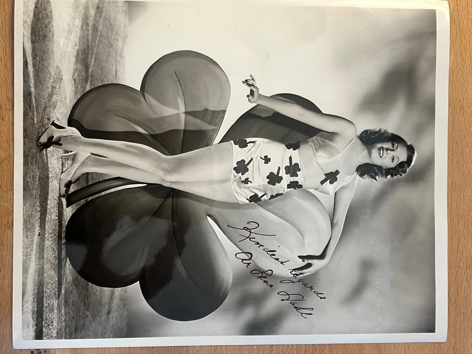 Shirley Temple - Born April 23, Died February 10 — Collection of 12 authentic vintage signed movie photographs, изображение 2