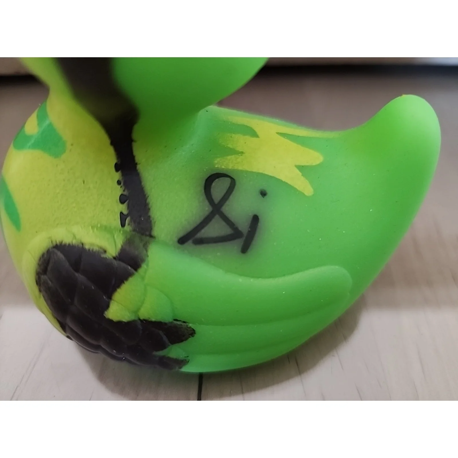 Si Robertson — 3" Camouflage Rubber Duck Autographed by Si Robertson of Duck Dynasty, image 5