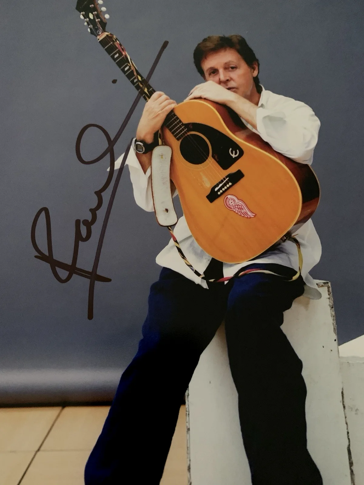 PAUL McCARTNEY — THE BEATLES / PAUL McCARTNEY / GENUINE HAND-SIGNED/ 8 x 10 / TODD MUELLER LOA, image 2
