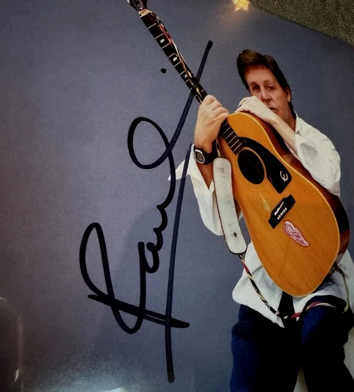 PAUL McCARTNEY — THE BEATLES / PAUL McCARTNEY / GENUINE HAND-SIGNED/ 8 x 10 / TODD MUELLER LOA, image 5
