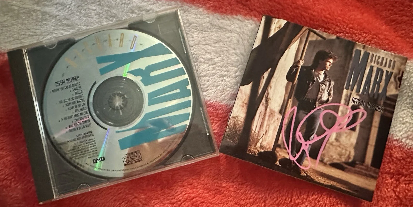 Richard Marx Autographed Repeat Offender CD, изображение 2
