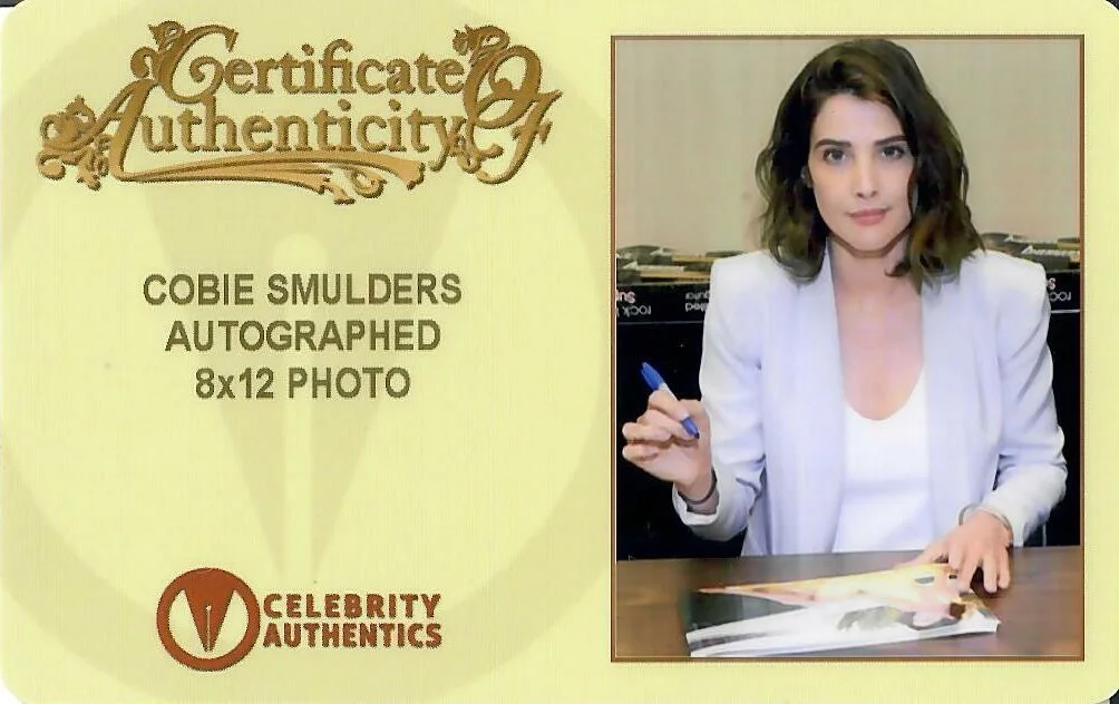 Cobie Smulders — Cobie Smulders Original Autographed 8x12 Signed photo CoA & FSD Legs Feet SEXY!!, изображение 2