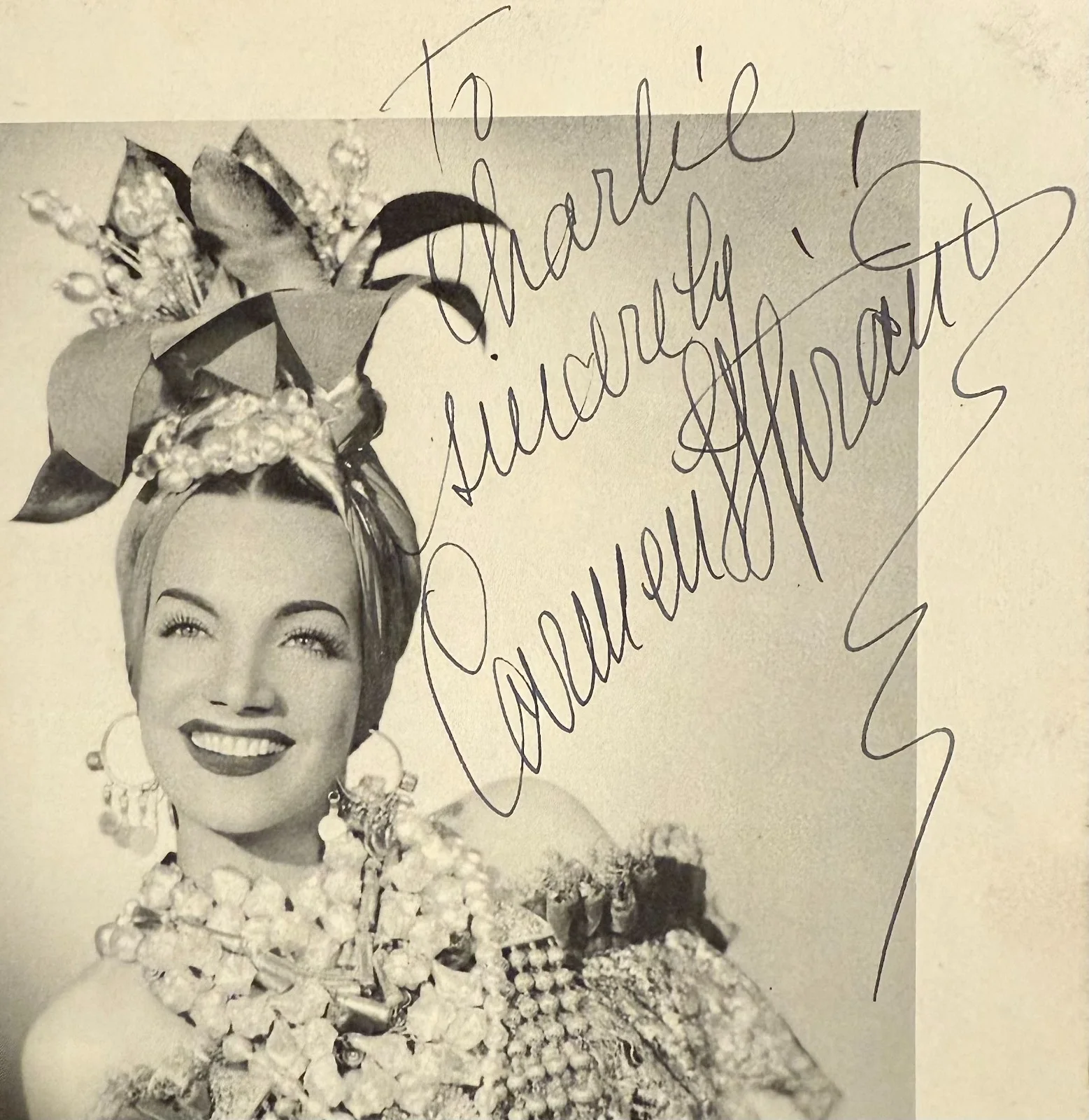 Carmen Miranda — CARMEN MIRANDA Signed Autograph 8" X 10" PHOTO Brazilian Bombshell JSA CERTIFIED, image 3