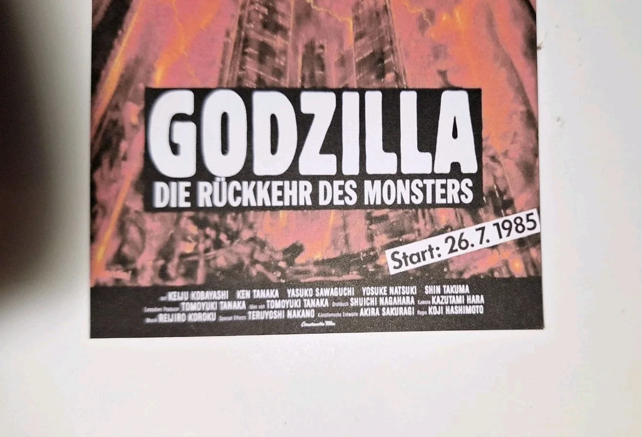 Kaiju The Return of Godzilla" 1984 Premium illustration Reproduction Postcard, image 3
