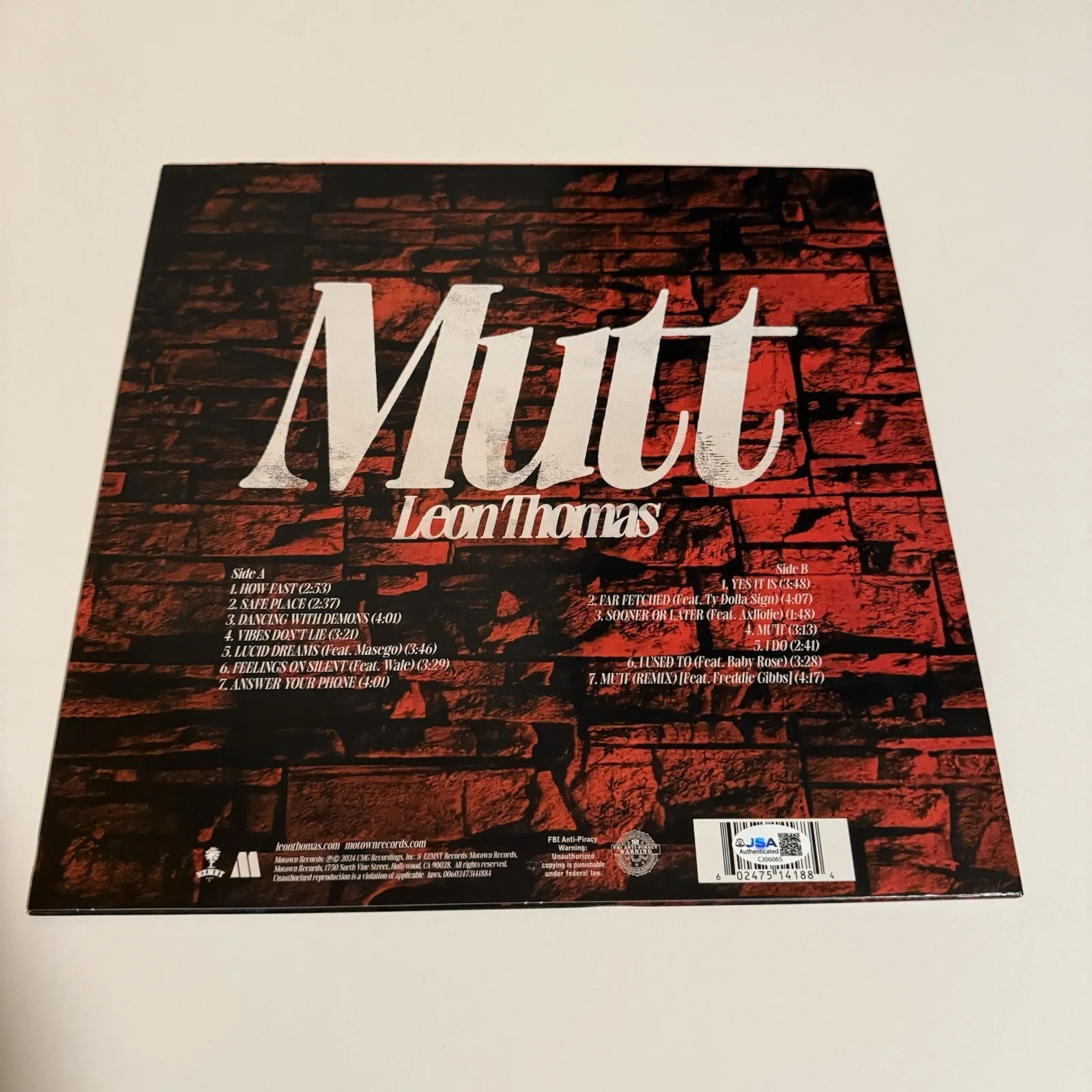 LEON THOMAS SIGNED MUTT VINYL RECORD WITH JSA COA, image 3