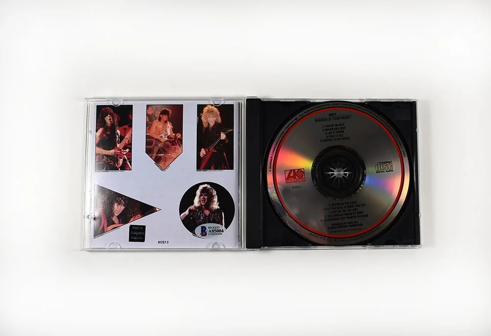 RATT Pearcy Martini Blotzer Croucier Autographed Signed CD Beckett BAS COA, image 2