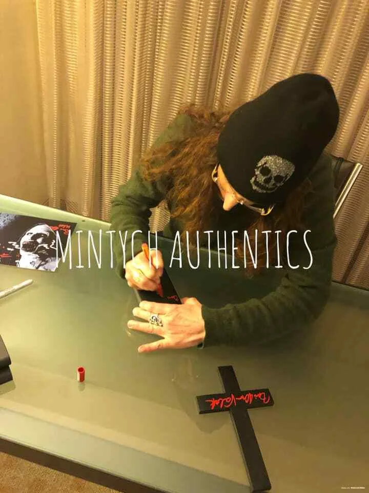 Bonnie Aarons — Bonnie Aarons The Nun signed 8x10 photo Valak The Conjuring Beckett COA, изображение 2