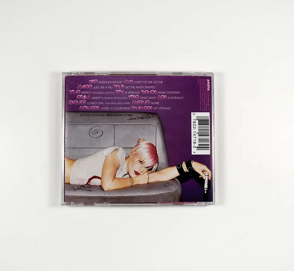 Pink Missundaztood Autographed Signed CD Cover Authentic Beckett BAS COA, изображение 3