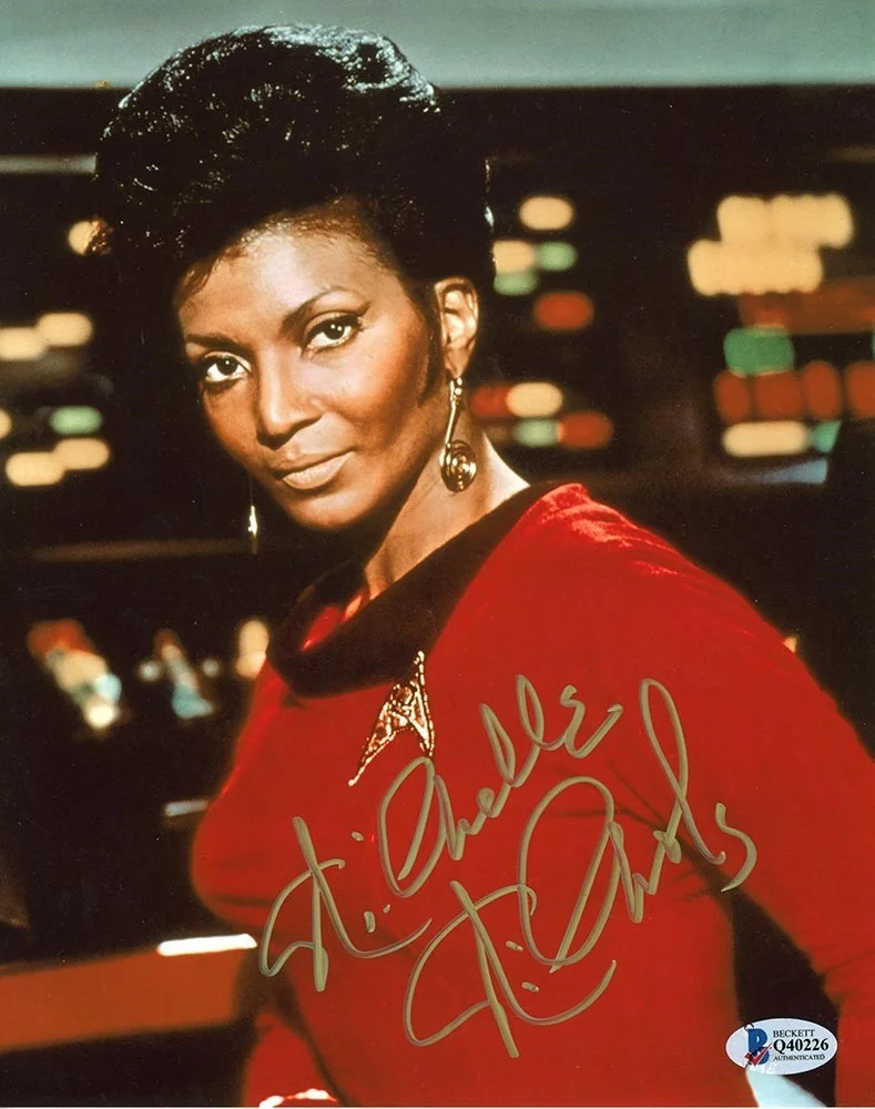 Nichelle Nichols — Nichelle Nichols Star Trek Autographed Signed 8x10 Photo Beckett BAS COA