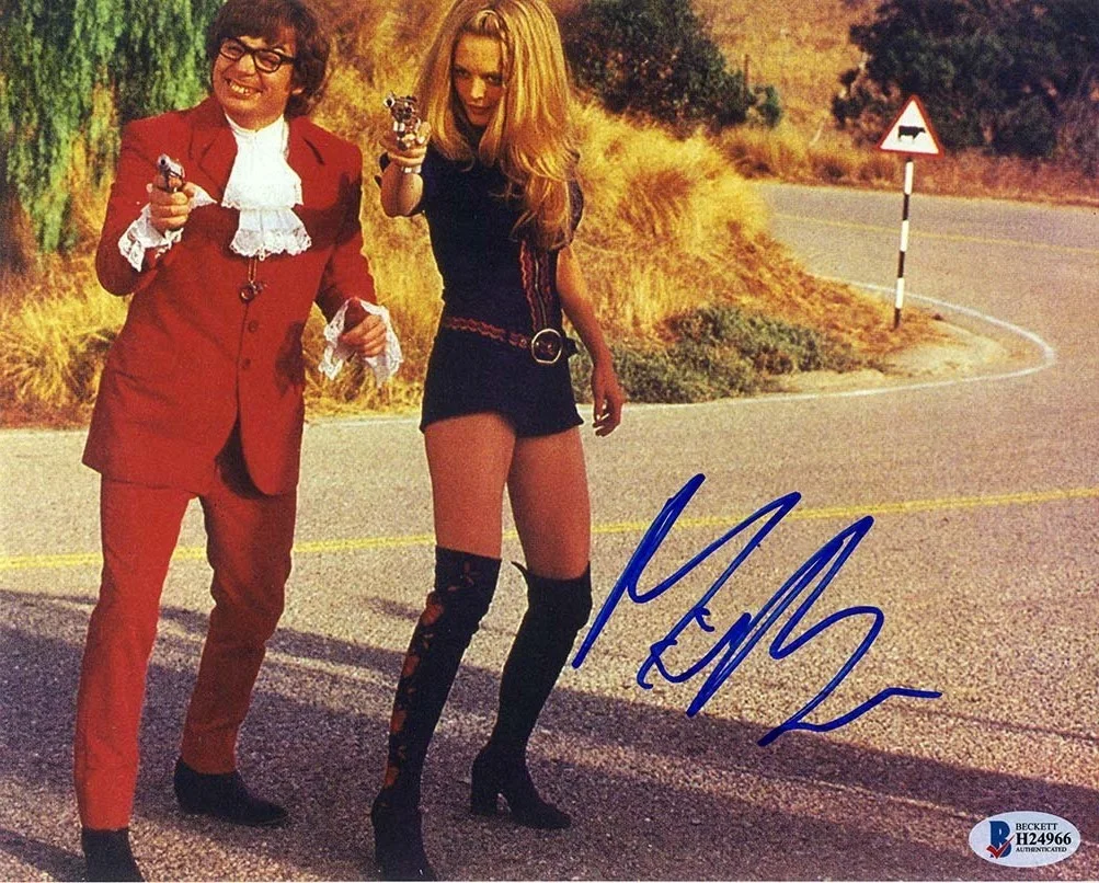 mike myers — Mike Myers Austin Powers Autographed Signed 8x10 Photo Authentic Beckett BAS COA