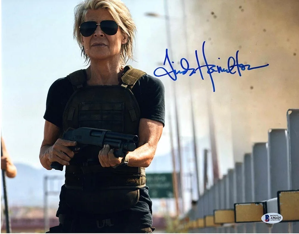 Linda Hamilton — Linda Hamilton Terminator Autographed Signed 11x14 Photo Authentic BAS COA