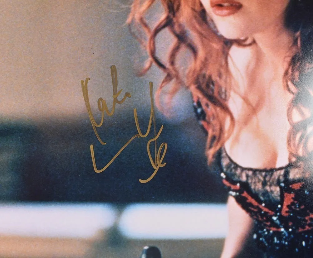 kate winslet — Kate Winslet Titanic Autographed Signed 11x14 Photo Authentic PSA/DNA COA, изображение 2