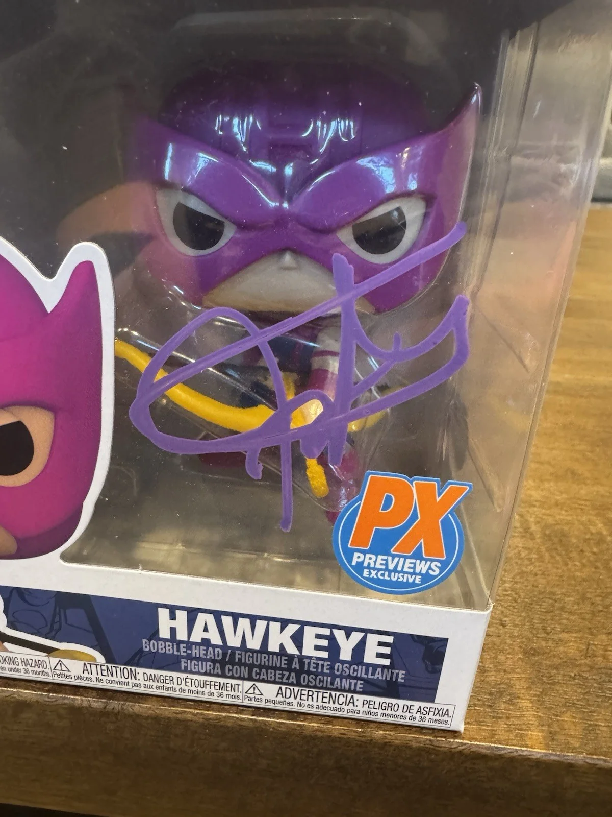 Jeremy Renner — Jeremy Renner Signed Marvel PX Exclusive Hawkeye Funko POP #914 With Beckett COA, image 2