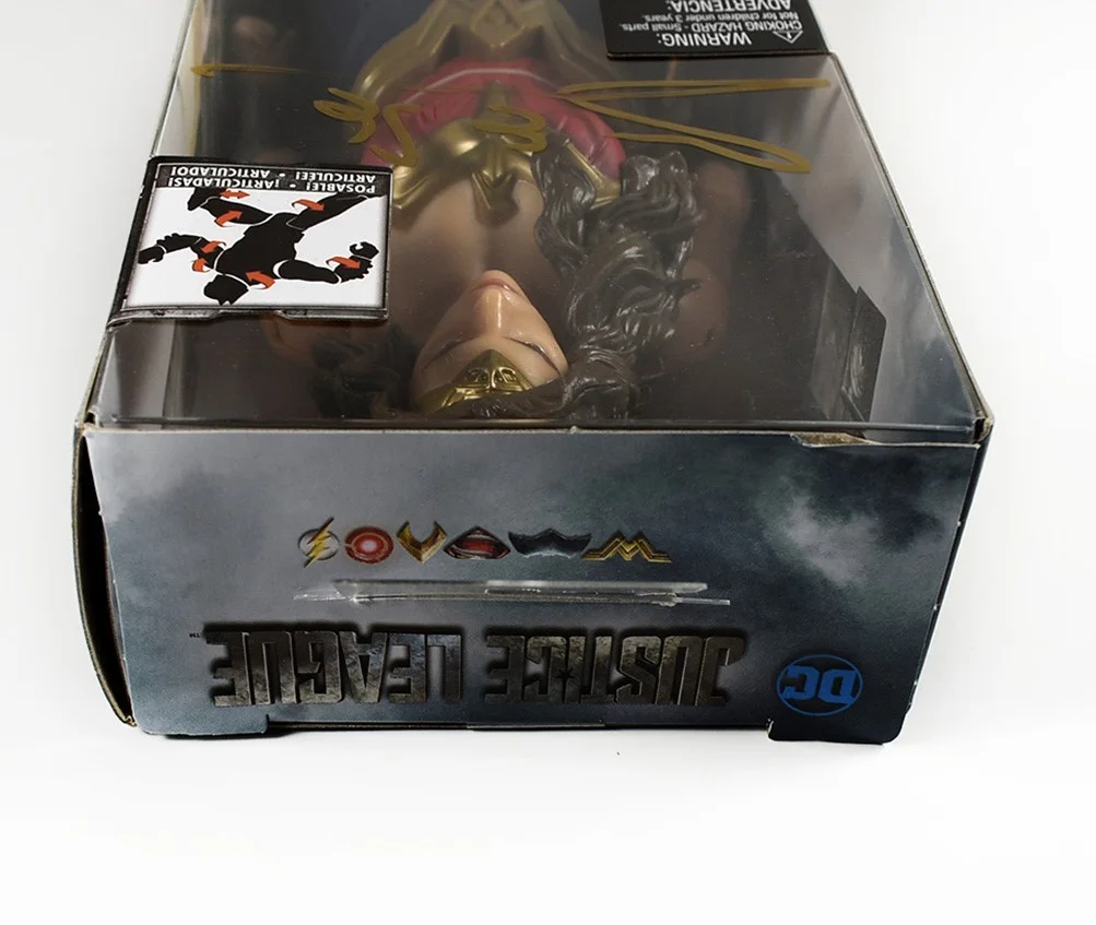 gal gadot — Gal Gadot Wonder Woman Autographed Signed Action Figure Authentic JSA COA, изображение 4