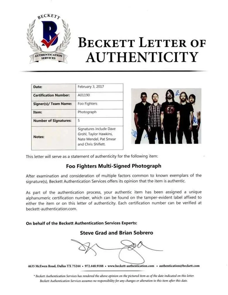 Foo Fighters Autographed Signed 11x14 Photo Certified Authentic Beckett BAS COA, image 2