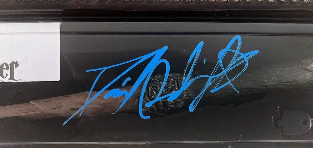 Daniel Radcliffe — Daniel Radcliffe Harry Potter Autographed Signed Noble Wand Beckett BAS COA, image 2