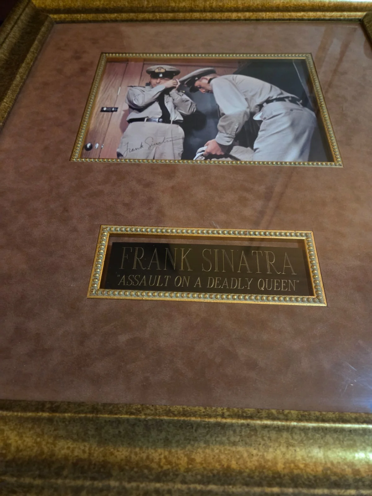 frank sinatra — FRANK SINATRA signed professional FRAMED matted DISPLAY photo assault on a queen, image 5