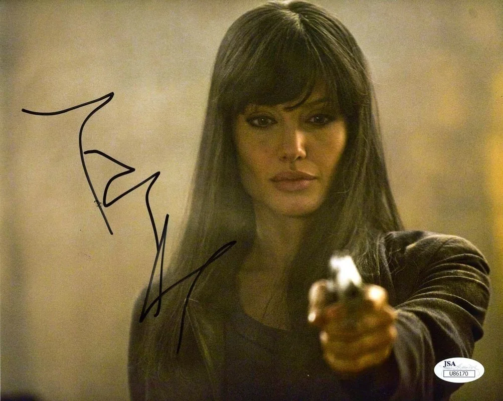 angelina jolie — Angelina Jolie Salt Autographed Signed 8x10 Photo Certified Authentic JSA COA