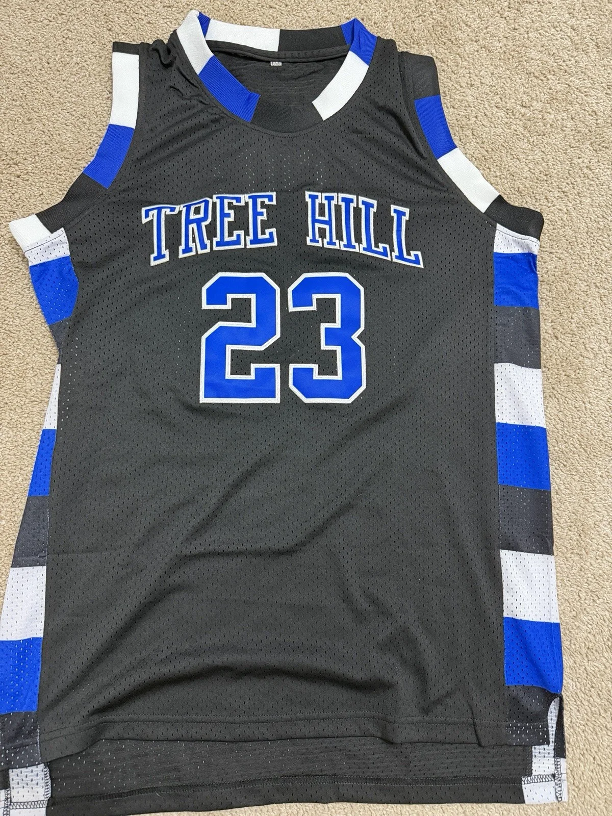 Authentic One Tree Hill Nathan Scott basketball jersey James Lafferty SIZE LARGE, image 2