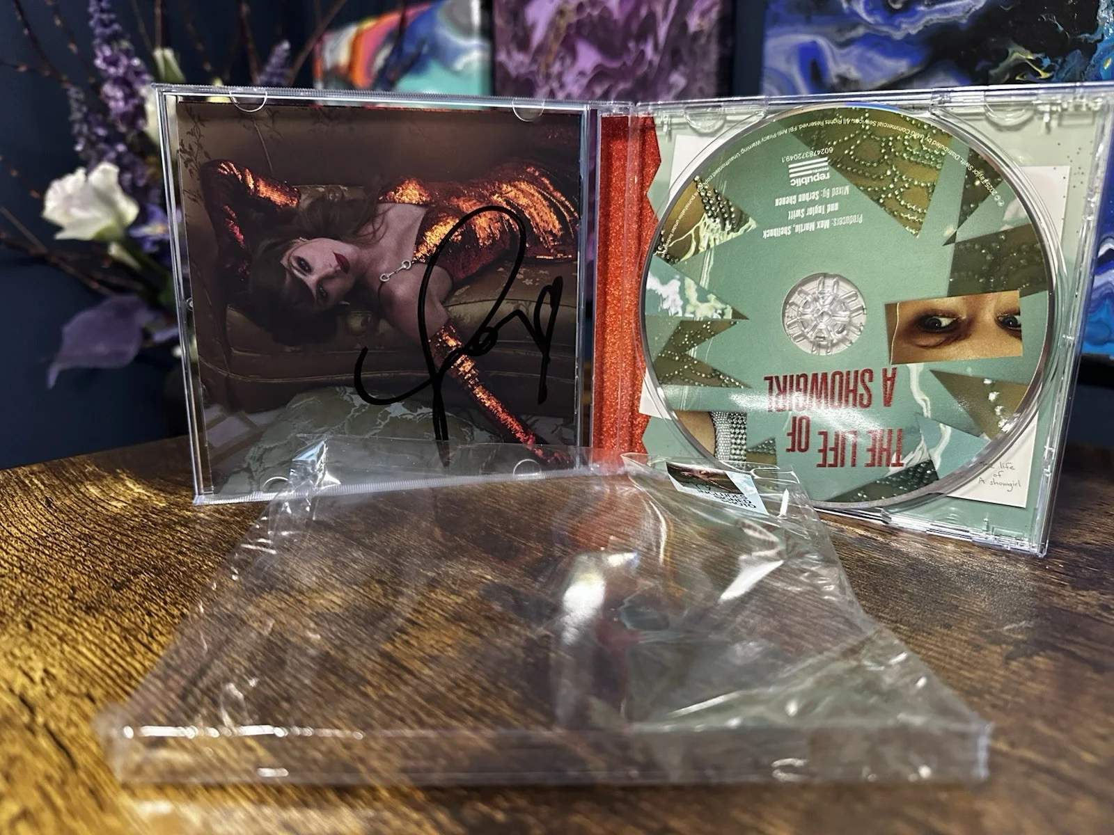 Taylor Swift Life Of A Showgirl CD With Hand Signed Photo 2, изображение 4