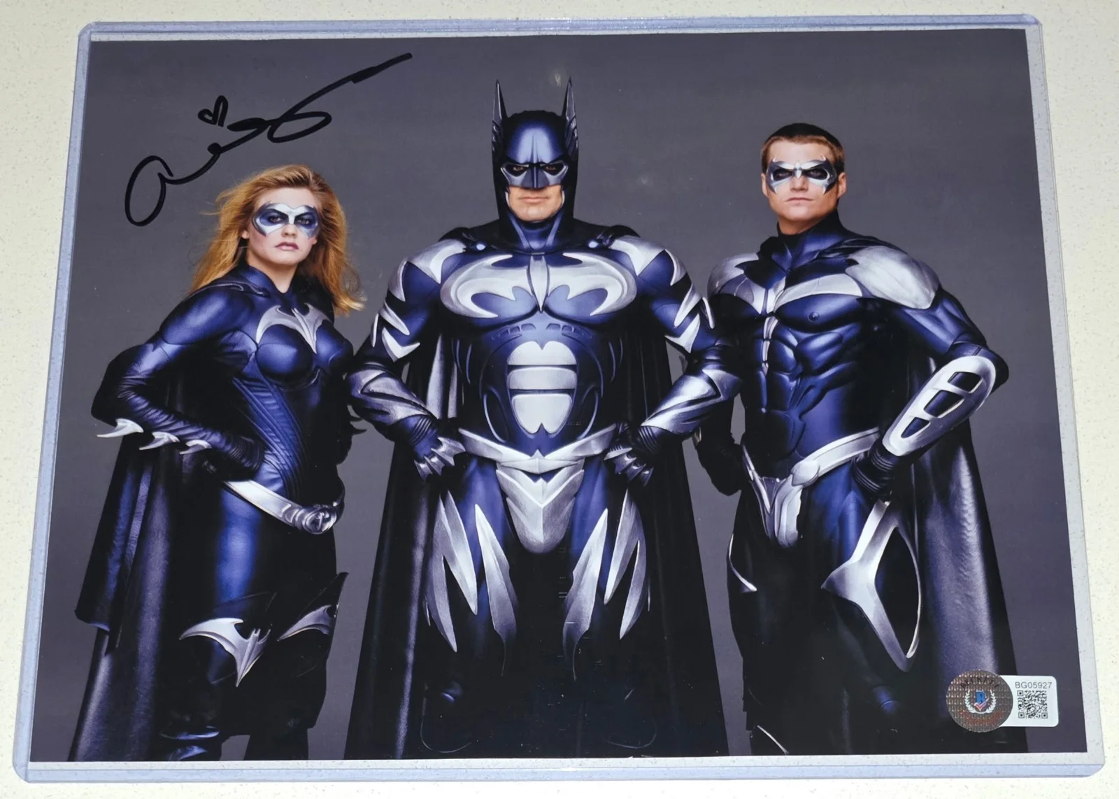 Alicia Silverstone — Alicia Silverstone Batgirl Autograph Beckett BAS Authentic 8 x 10 Signed Photo, image 5