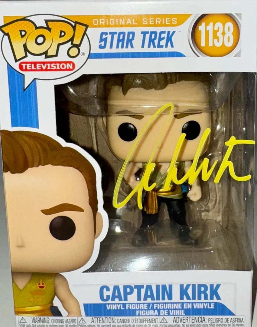 William Shatner Signed Funko Pop #1138 "Captain Kirk" (Star Trek) - JSA COA, изображение 2