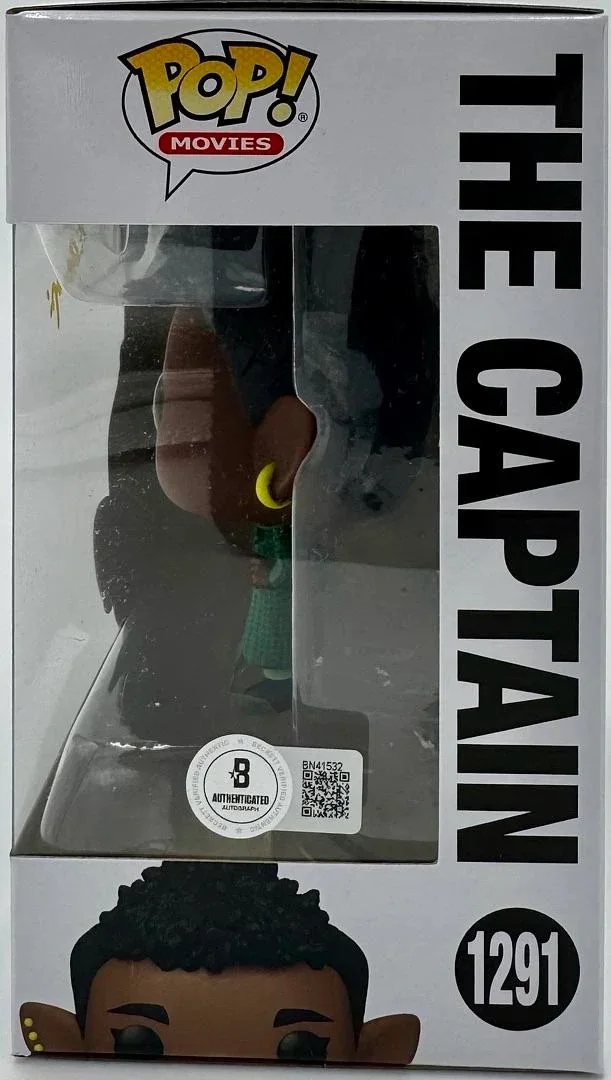 Whoopi Goldberg Signed Funko Pop #1291 The Captain (Luck) - Beckett COA, изображение 3