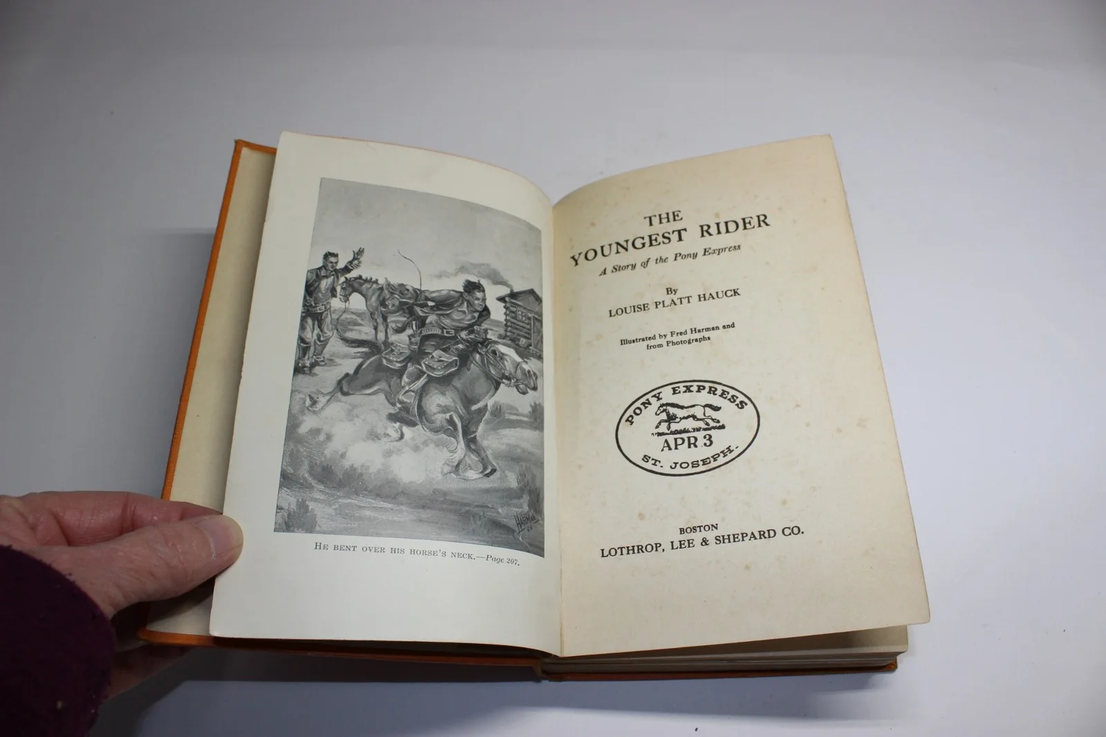 LOUISE HAUCK THE YOUNGEST RIDER (PONY EXPRESS) SIGNED BY FRED HARMAN -RED RYDYER, изображение 3
