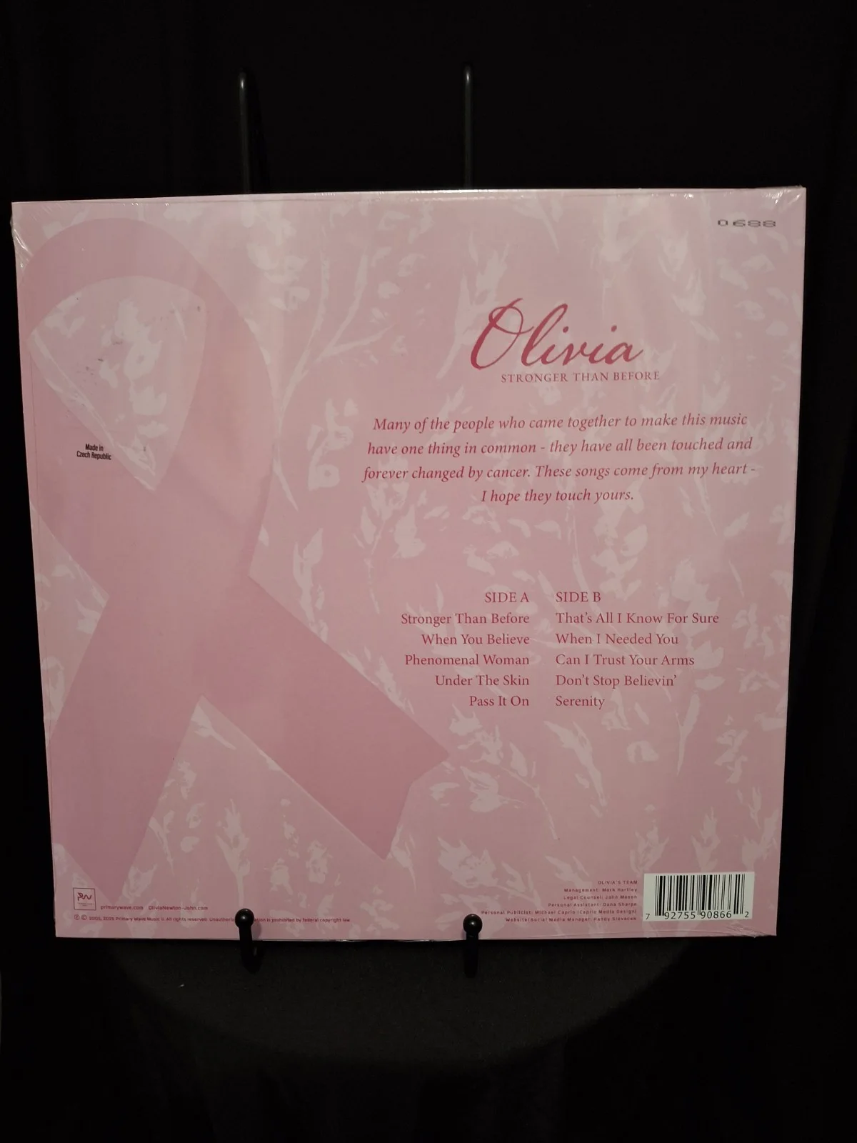 Olivia Newton- John vinyl album Please show your support for the cause, изображение 2