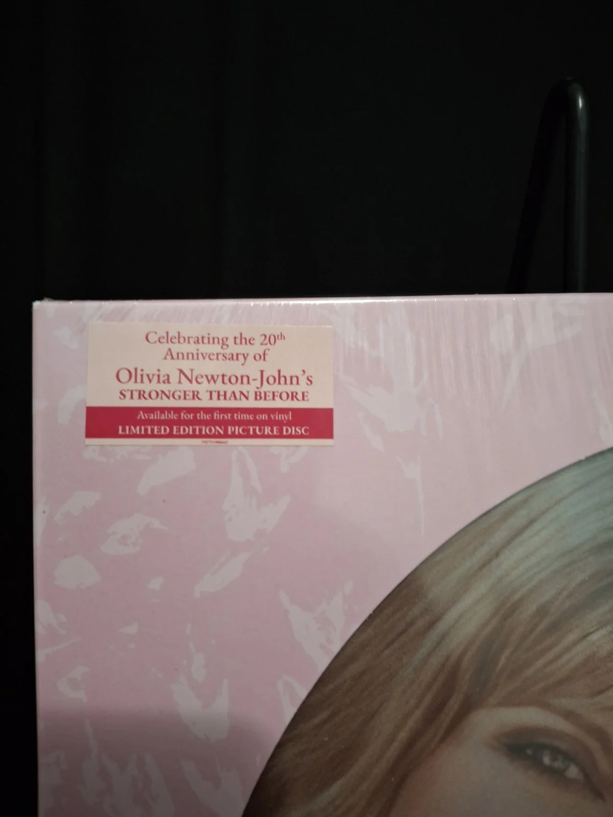 Olivia Newton- John vinyl album Please show your support for the cause, изображение 3