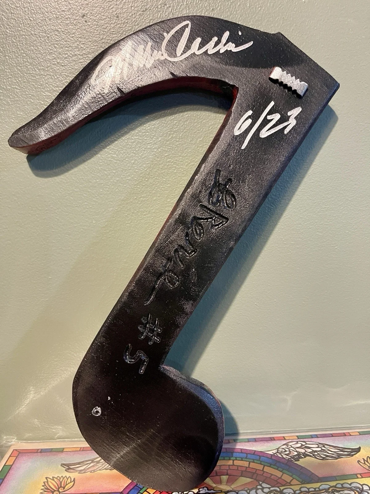 Cheri Curry Of The Rock Band The Runaways Chainsaw Carved Musical Note Signed, image 2