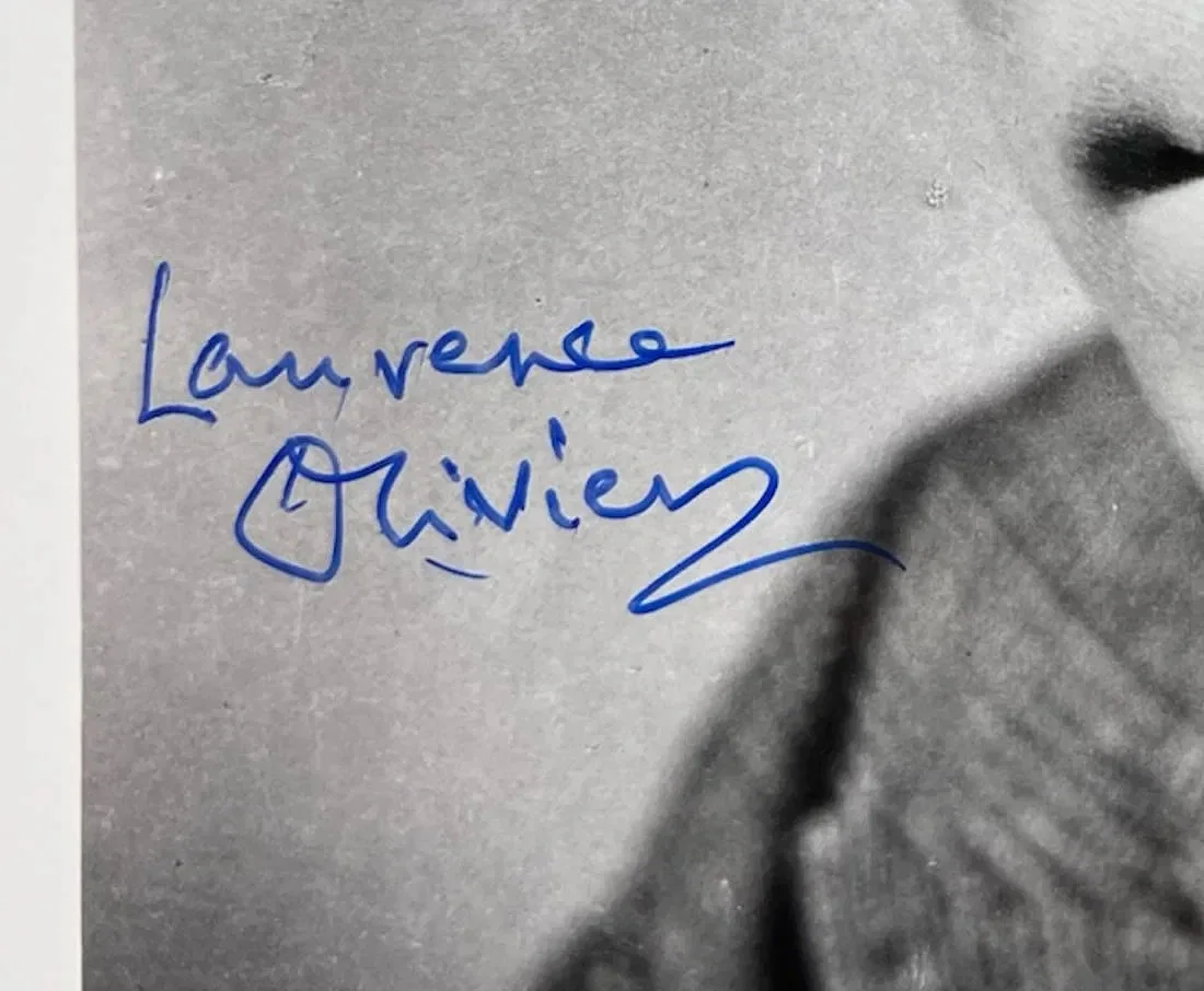 Laurence Olivier — Vintage Laurence Olivier Signed B & W Photo Legendary British Actor W/COA, изображение 2