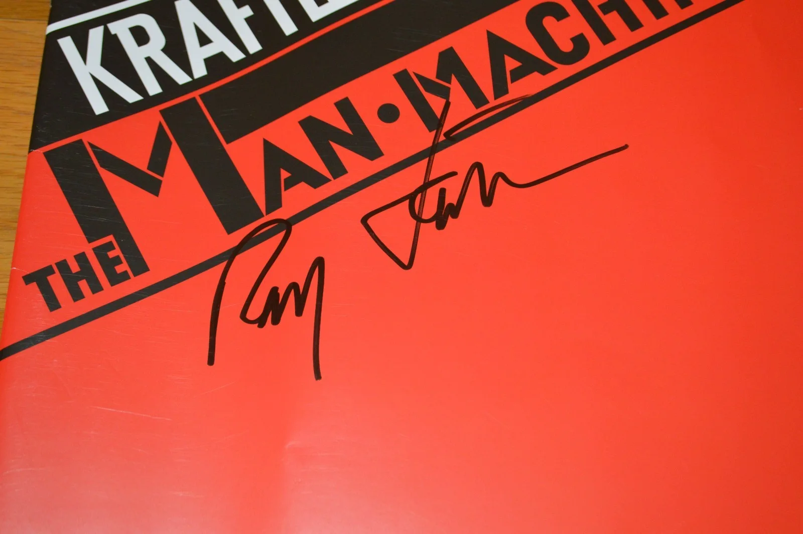 Kraftwerk Ralf Hutter Autographed "The Man-Machine" Vinyl LP Insert w/ JSA COA, image 3
