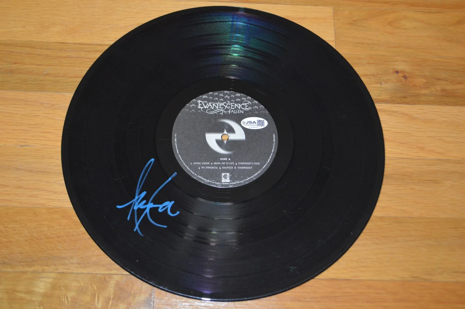 Evanescence ~ Amy Lee Autographed "Fallen" Vinyl LP with JSA COA, image 3